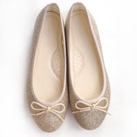 バニラ ホワイト フラットシューズ ゴールドバックル バニラ ホワイト フラットシューズ ゴールドバックル バニラ様