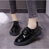 ローファーとは 意味やデザイン種類 人気色 スリッポンとの違いも解説 ファッション通販shoplist ショップリスト