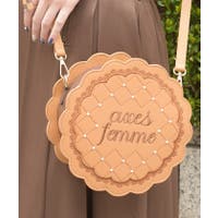 axes femme | IGAW0007677