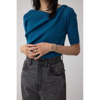 AZUL BY MOUSSY（アズールバイマウジー）のトップス/ニット・セーター