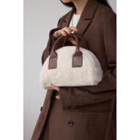 AZUL BY MOUSSY（アズールバイマウジー）のバッグ・鞄/ショルダーバッグ