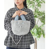 mili an deni | MADW0004668