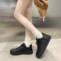 Shoes in Closet | MTTS0000819