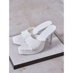 heelストラップモチーフ付きポインテッドミュール[品番：MKSW0061681