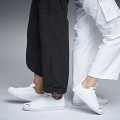 ユニセックス コート クラシコ スニーカー[品番：PUMW0006419