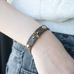 PRADA プラダ SAFFIANO レザー ブレスレット バングル[品番