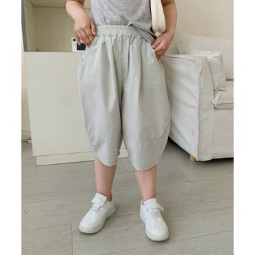 新品未使用　UNICA コーデュロイフリルパンツ　レディース可愛いカーキベージュ 新品未使用 UNICA コーデュロイフリルパンツ レディース可愛い