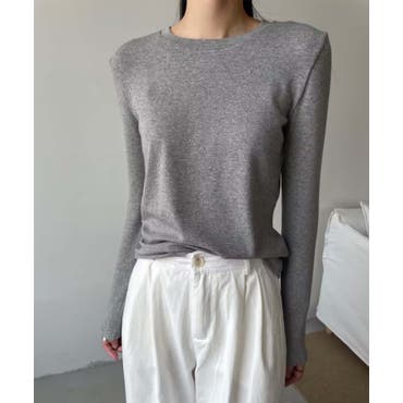 可愛らしく女性らしいシルエットを作ってくれる裾フリルニットトップス(裾フリル取り外し可能) ts13173 ベーシックなニットに裾フリルで可愛らしく女性らしいシルエット