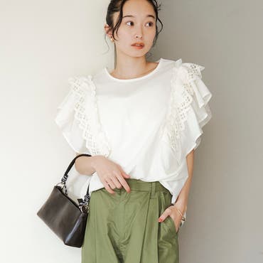 背中開きデザインがセクシー♪背中開きショート丈パンチング長袖