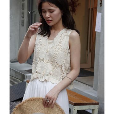 カギ編み深Vネックベスト[品番：PA000015926]｜coca（コカ）の