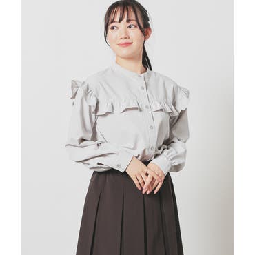 ホワイト フリル袖 シャツとスカート Chico（チコ）の「【2023SS】袖フリル肩開きボウタイブラウス