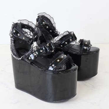 リングバックル付エナメルフリルシューズ[品番：RJTW0001043