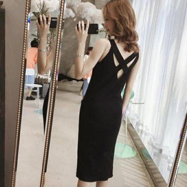 一枚着るだけでほっそり綺麗に決まる ジャージー素材ノースリーブワンピース 品番 Qu Aquagarage アクアガレージ のレディースファッション通販 毎日送料無料 Shoplist ショップリスト