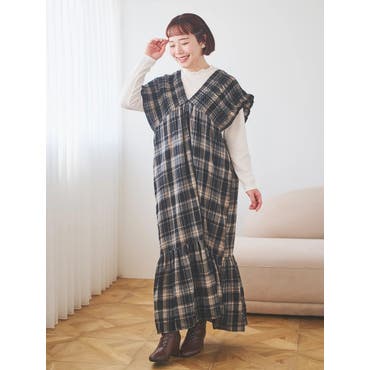 上品でフェミニン。シャイニーシアードッキングIラインチェック