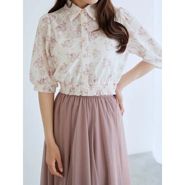 透けて見える素肌が涼しげで爽やか♪Vネックシフォン素材