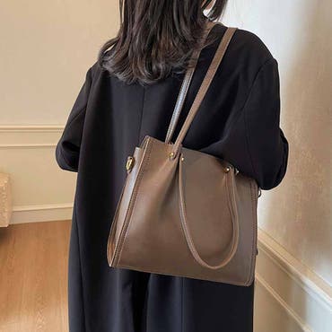 パイソン柄ビックトート合皮バック セクシー ギャル[品番