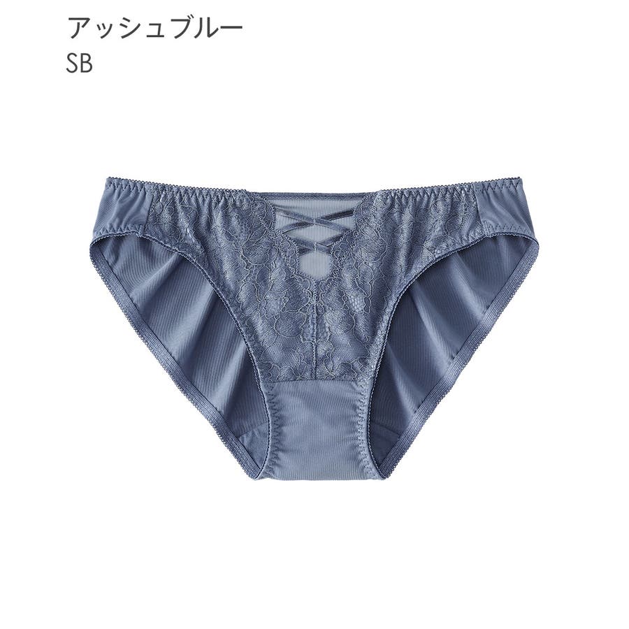 お尻に食い込むフルバックパンツ 