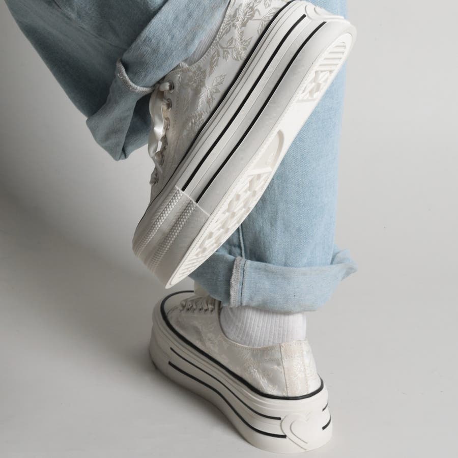 shoes365】刺繍模様のリボン紐厚底スニーカー[品番：XT000010806