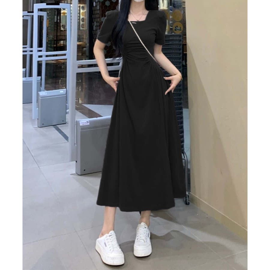 ❤️新品・タグ付き❤️シネマ黒 ロングワンピース01 ❤️新品・タグ付き❤️シネマ黒 ロングワンピース01 ワンピース
