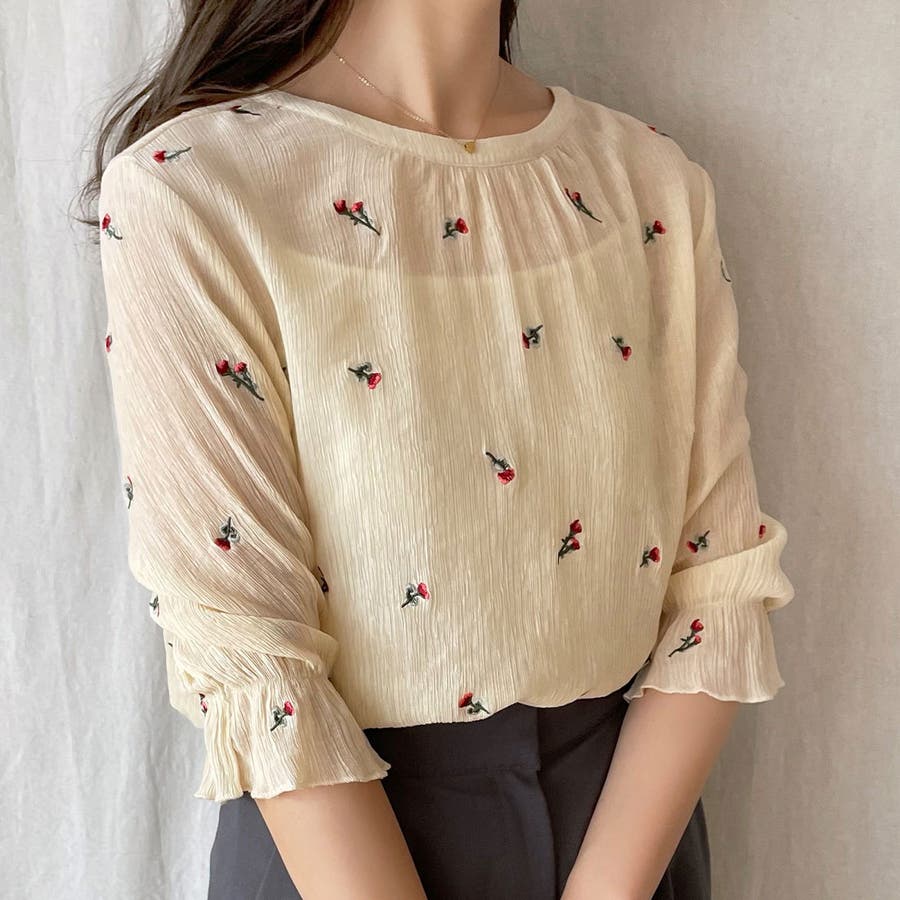 花柄刺繍ブラウス[品番：AMTW0004146]｜JUNOAH（ジュノア ）の