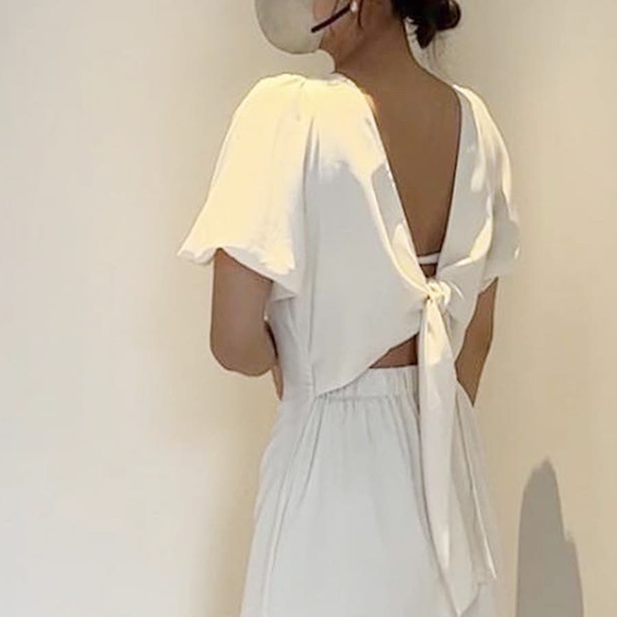 バックオープンリボンワンピース[品番：AMTW0005709]｜JUNOAH