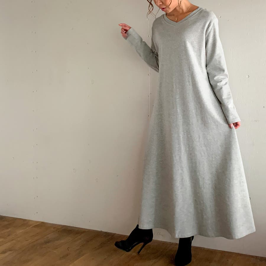 Aライン長袖スウェットマキシ丈ワンピース ゆったり リラックス 品番 Amtw Junoah ジュノア のレディースファッション通販 Shoplist ショップリスト