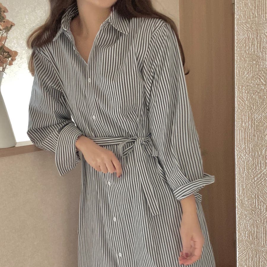 モラビトMORABITO　 シャツワンピース　ストライプ　ラメ　ウエストリボン モラビトMORABITO シャツワンピース ストライプ ラメ ウエストリボン