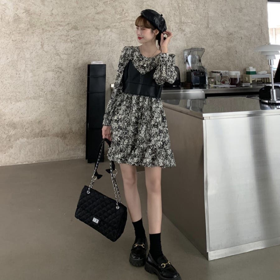 ワンピース 総柄ワンピース×レザービスチェ 2点セット[品番 ワンピース 総柄ワンピース×レザービスチェ 2点セット[品番