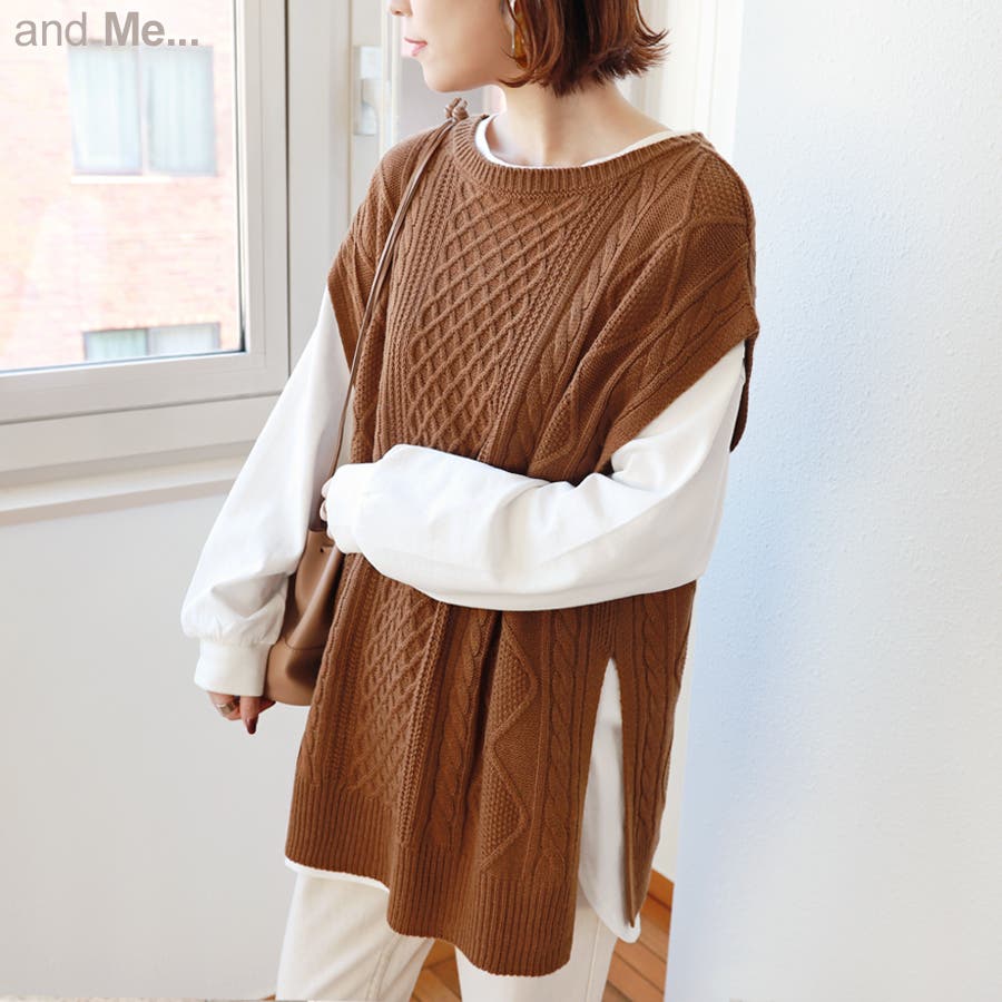 AIC. パット付きバックオープンリブショートスリーブトップス