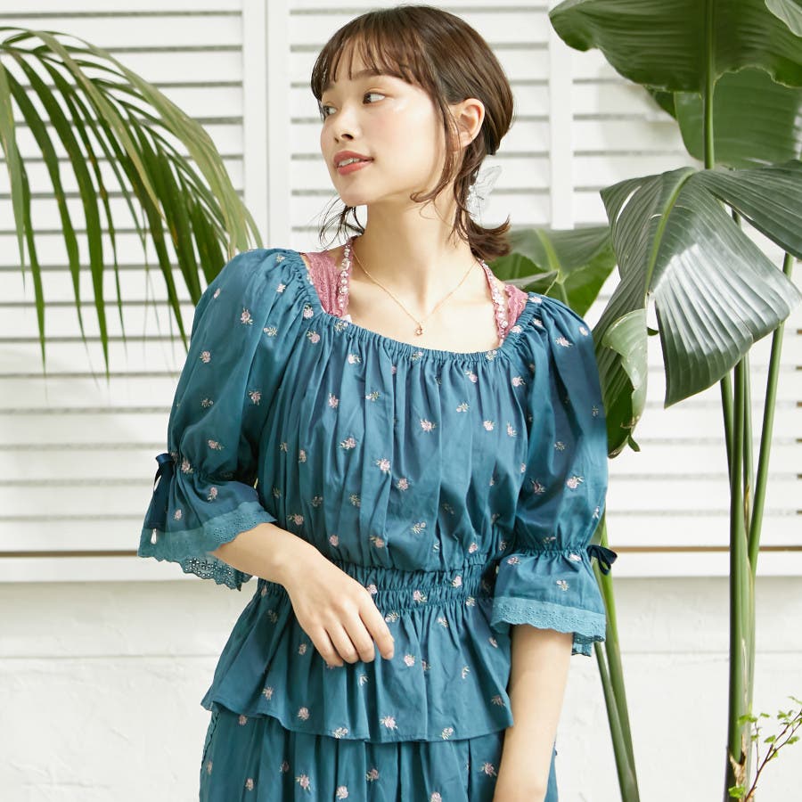ブランドのギフト ミニローズ刺繍ブラウス[品番：IGAW0001830]｜axes femme トップス