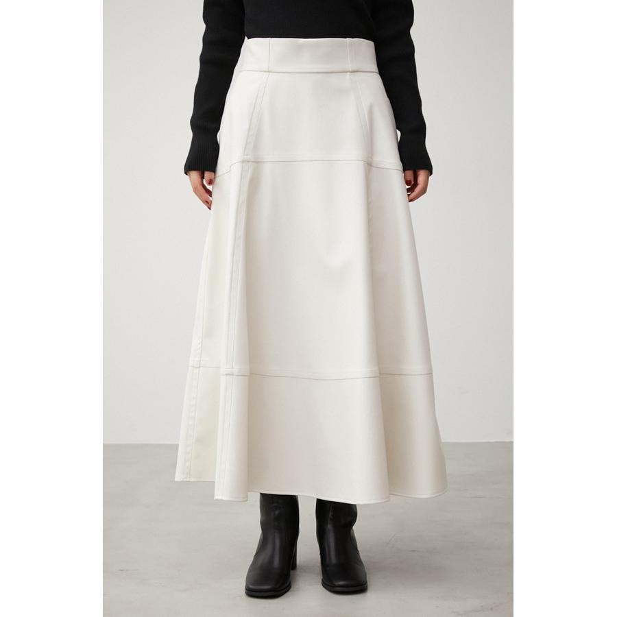 最終価格♥️5/19????miumiu leather heart skirt.