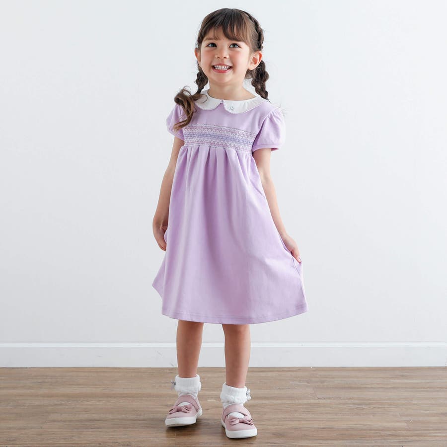 バーバリー　襟付きスモッキングワンピース　130cm mi22様バーバリー襟付きスモッキングワンピース130cm