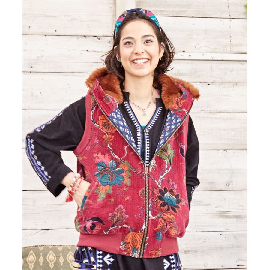 チャイハネ】ベロラフードベスト[品番：ACNW0023397]｜アミナ