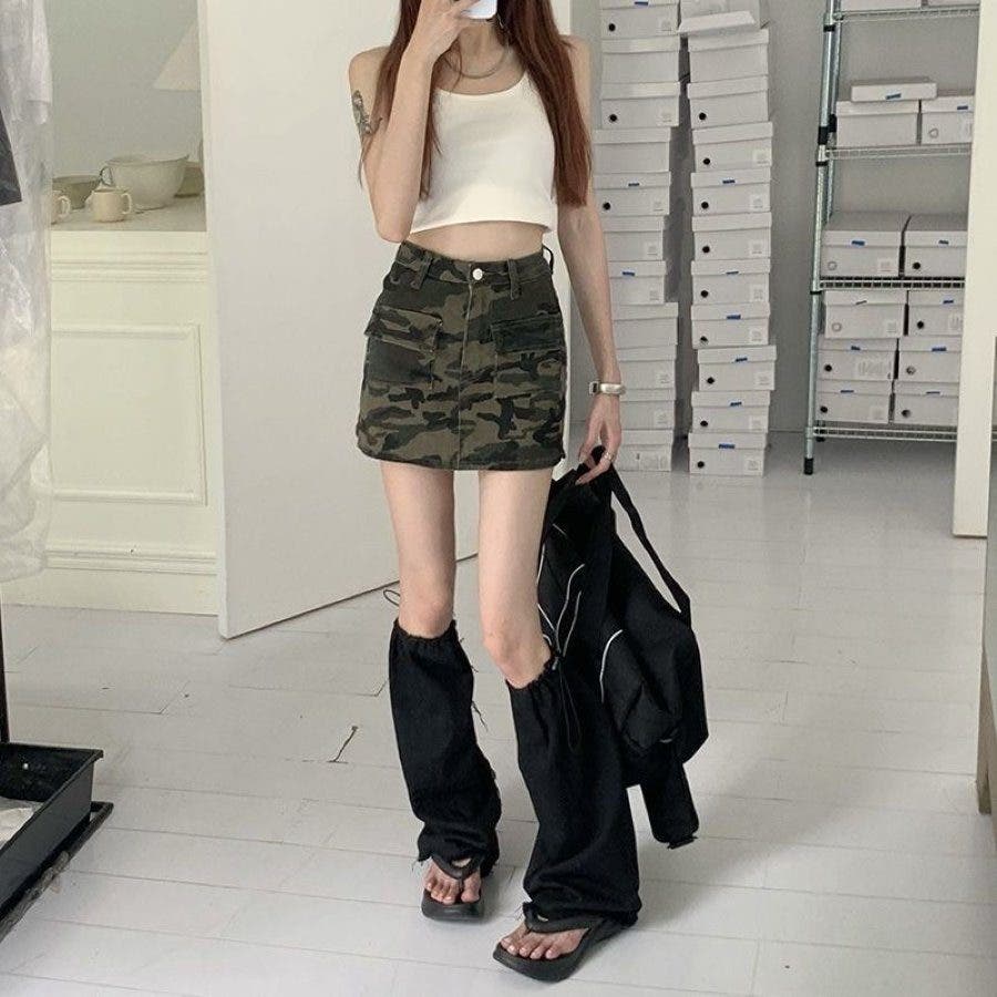 CARVEN（カルヴェン） 台形　ミニスカート　柄