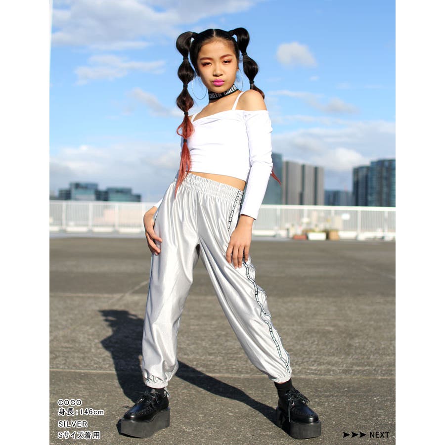 KMRii スタッズ レザー装飾 パンツ GOAT SKIN 美品 裾ジッパー KMRii スタッズ レザー装飾 パンツ GOAT SKIN 美品 裾ジッパー