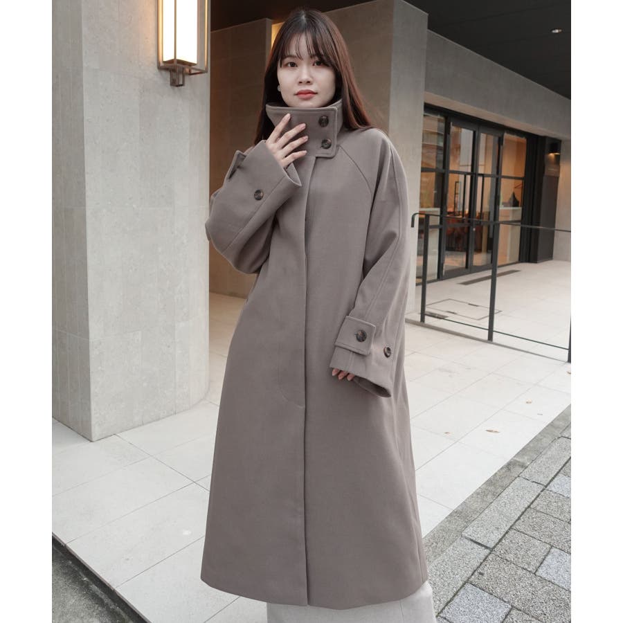 大幅お値下げ　 ドット柄 ロングコート 新品タグ付き64900円 大幅お値下げ ドット柄 ロングコート 新品タグ付き64900円