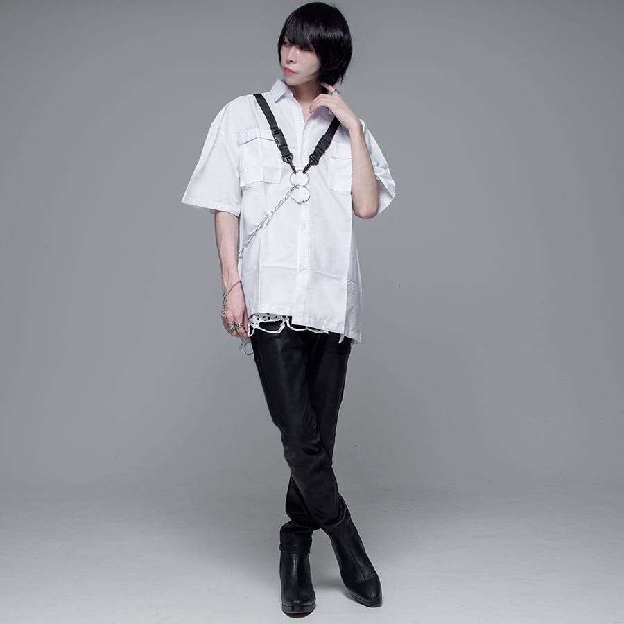 izBLACKストラップチェーン付きデザインシャツ 全2色 シャツ izBLACKストラップチェーン付きデザインシャツ 全2色 シャツ