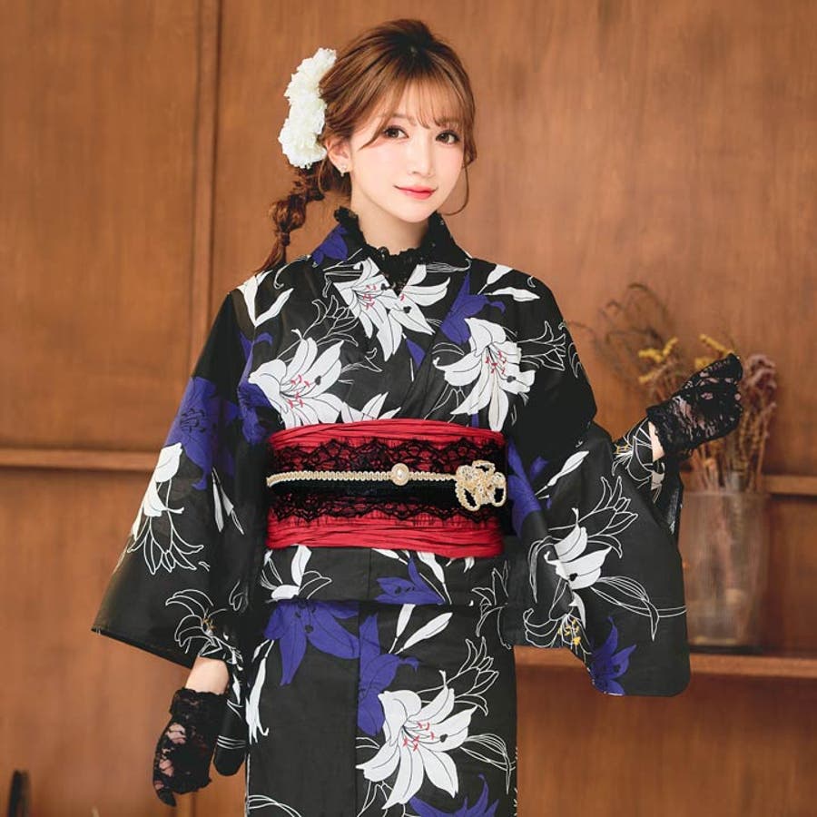 [3点SET]紺地×レトロ花柄浴衣【YUKATA by dazzy 2025】 dy000032648_1.jpg