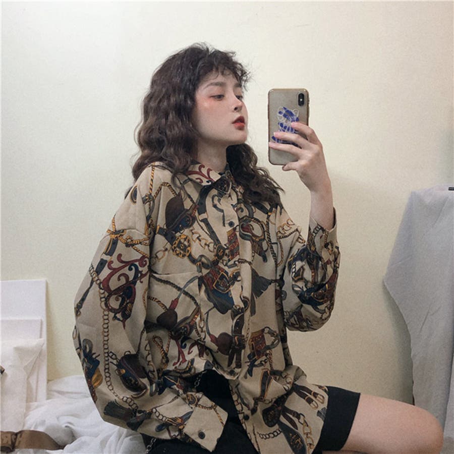 一番の贈り物 柄シャツ チェーンベルト柄 スカーフ柄[品番：DCTW0003553 トップス