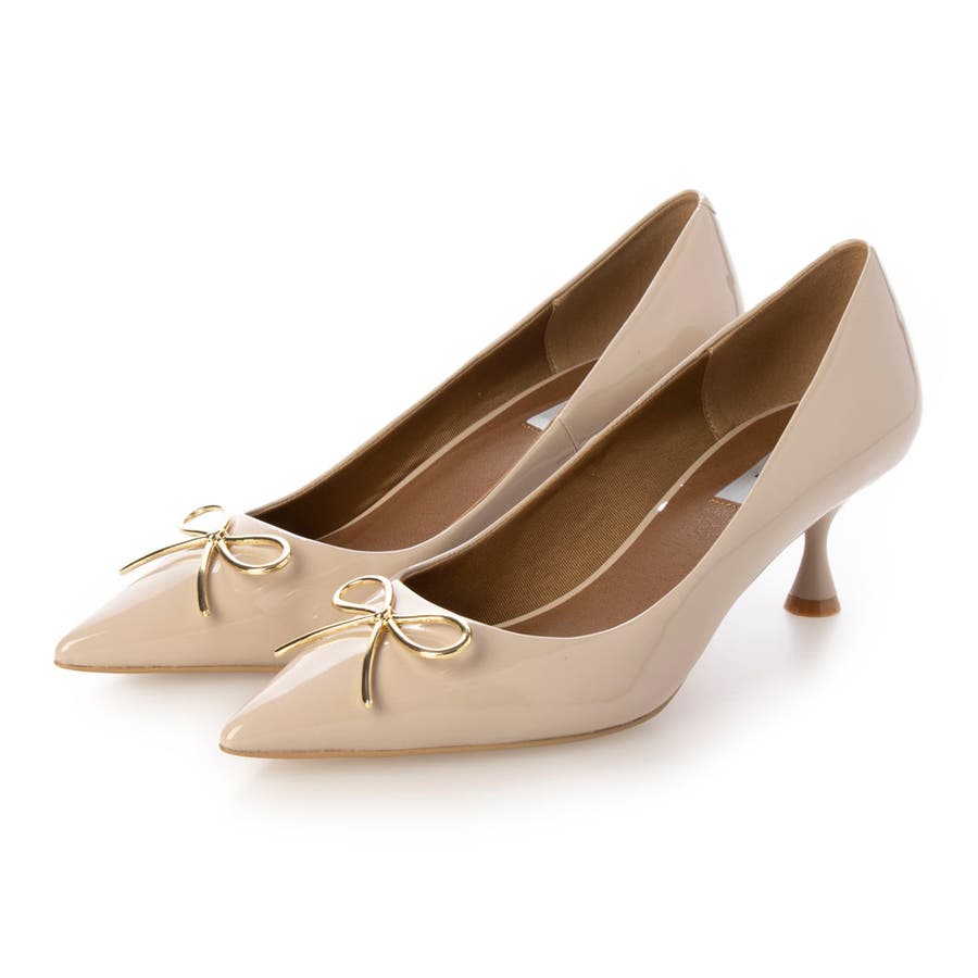 Vカットデザインエナメルパンプス / V-cut design enamel pumps