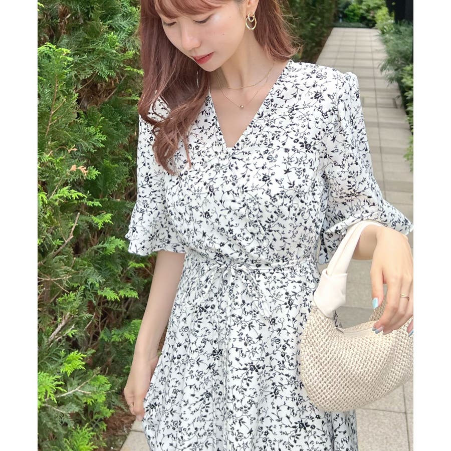 大きいサイズ レディース ボタニカルフラワー柄カシュクール