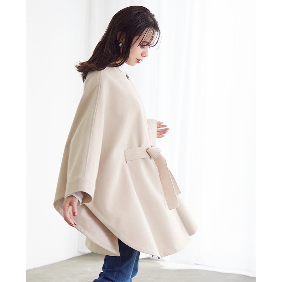 女性らしいオシャレアウター。ストール付きポンチョ ポンチョ