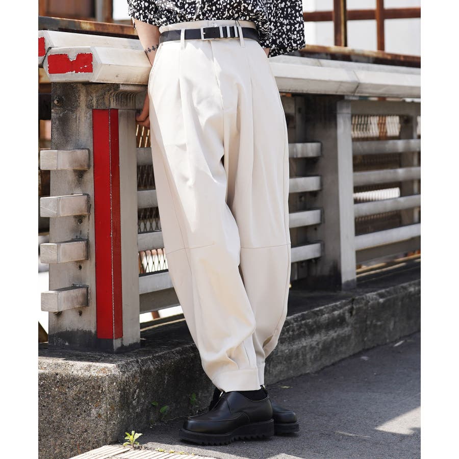 【YCH】韓国発！UNBALANCE SIDE CUT JEANS 全2色 送料込 YCH] UNBALANCE SIDE CUT JEANS (blue) 正規品 韓国ブランド