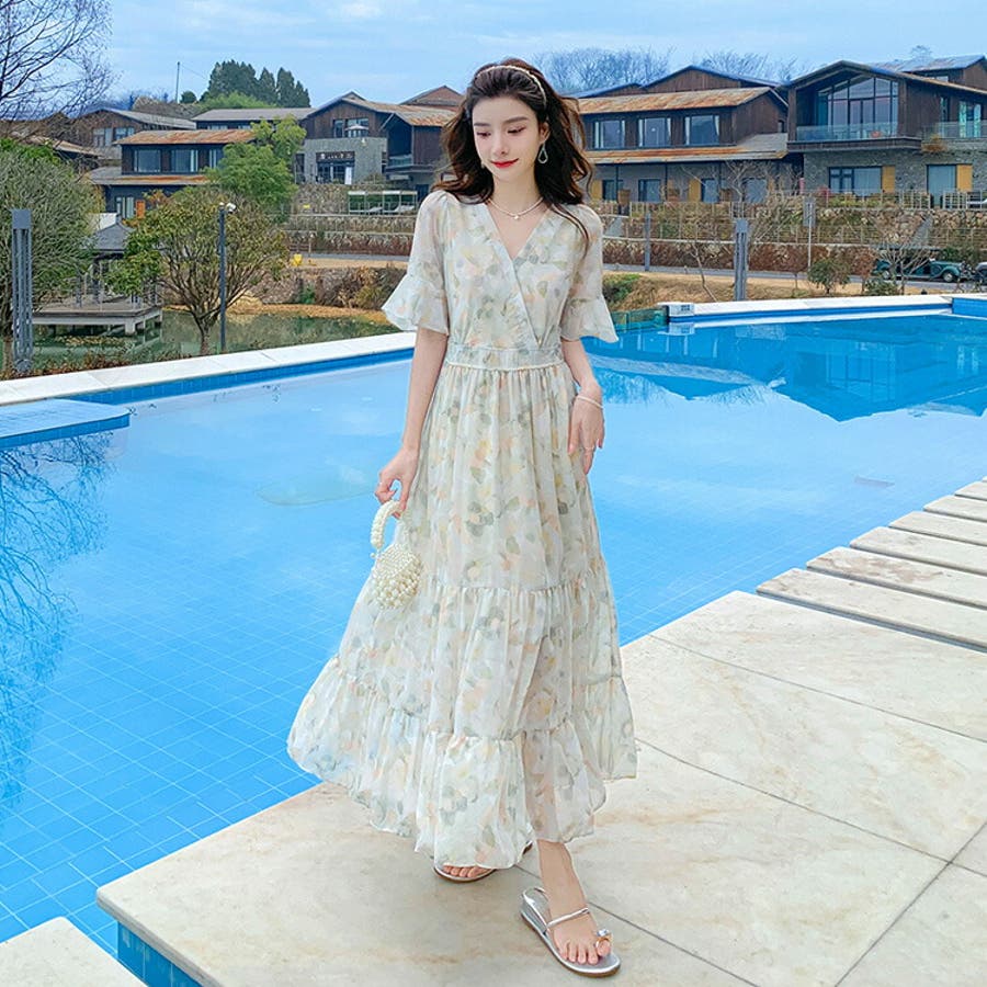 2024年 お歳暮・冬ギフト特集 花柄ワンピース FASHION 五分袖[品番：JSFW0010990]｜JS Vネック ワンピース