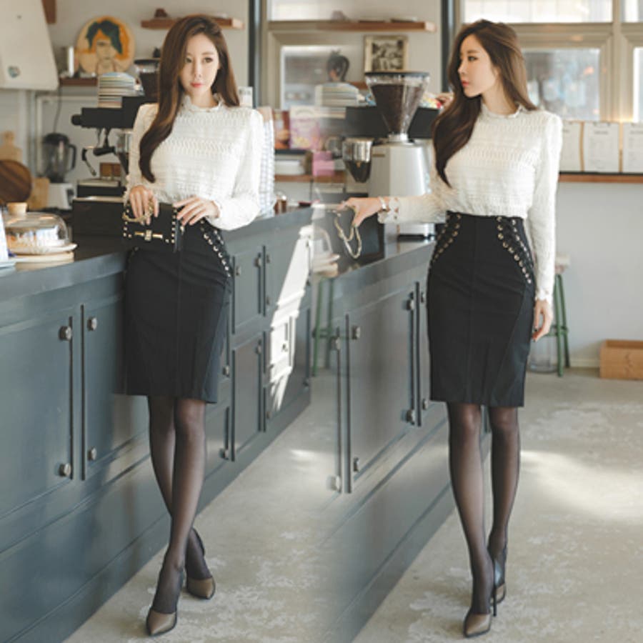 OUR カットレース使いの長め丈カットソー 首元と袖と丈のデザインが可愛い♪レース刺繍デザインの長袖カットソー