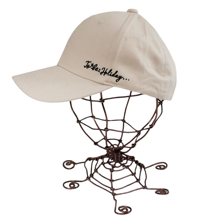 PRADA ベージュ サイドロゴ　刺繍ロゴ キャップ PRADA ベージュ サイドロゴ 刺繍ロゴ キャップ PRADA ベージュ