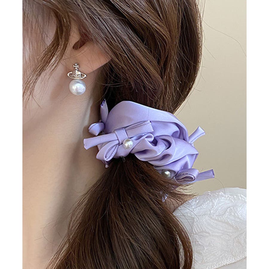 最先端 パール付きリボンサテンシュシュ 小物 ヘアアクセサリー[品番 ヘアアクセサリー
