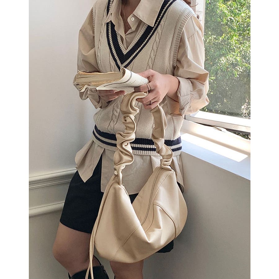 通販 くしゅくしゅストラップハーフムーンバッグ 鞄 かばん[品番 バッグ