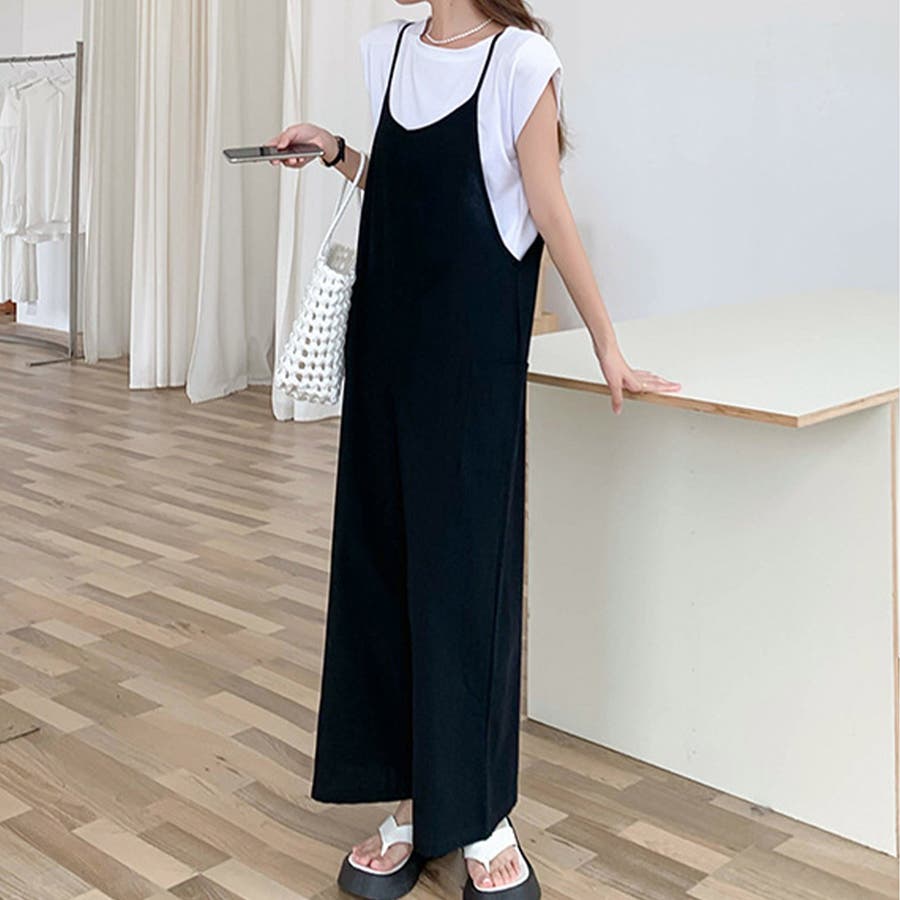 カジュアル×きちんと感が揃ったサロペット つなぎ