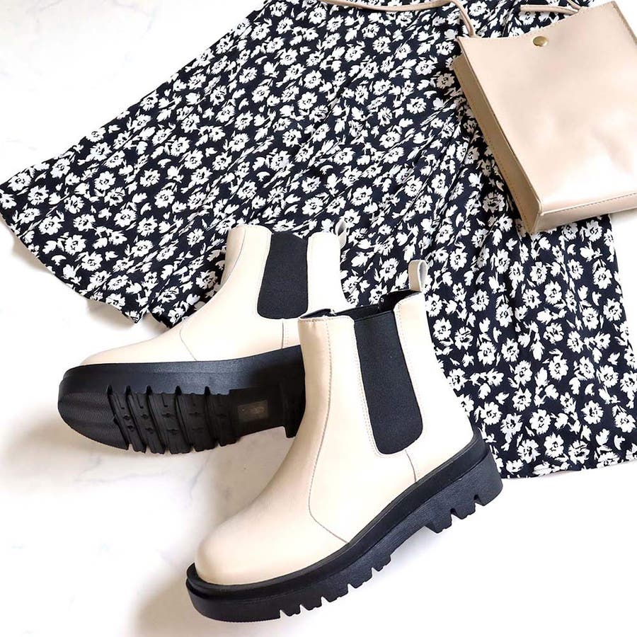 超軽量]スクエアトゥトラックソールチェルシーブーツ ☆9082